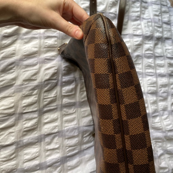 SOLD ❤️ Louis Vuitton Bloomsbury Crossbody - Picture 11 of 15